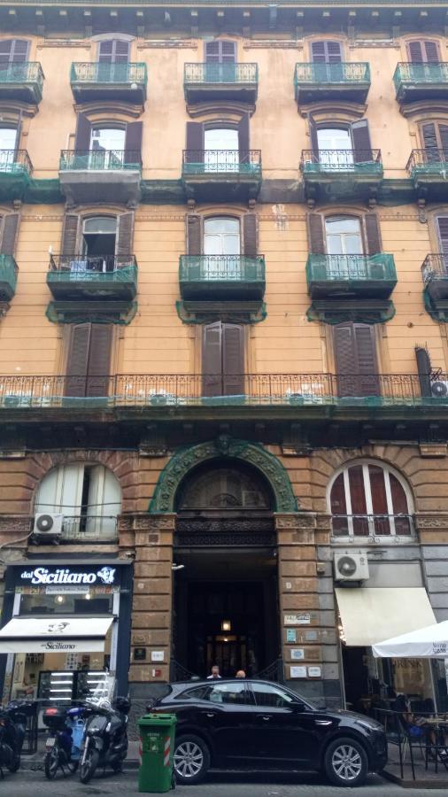Beb Umberto I Napoli Hotel ภายนอก รูปภาพ
