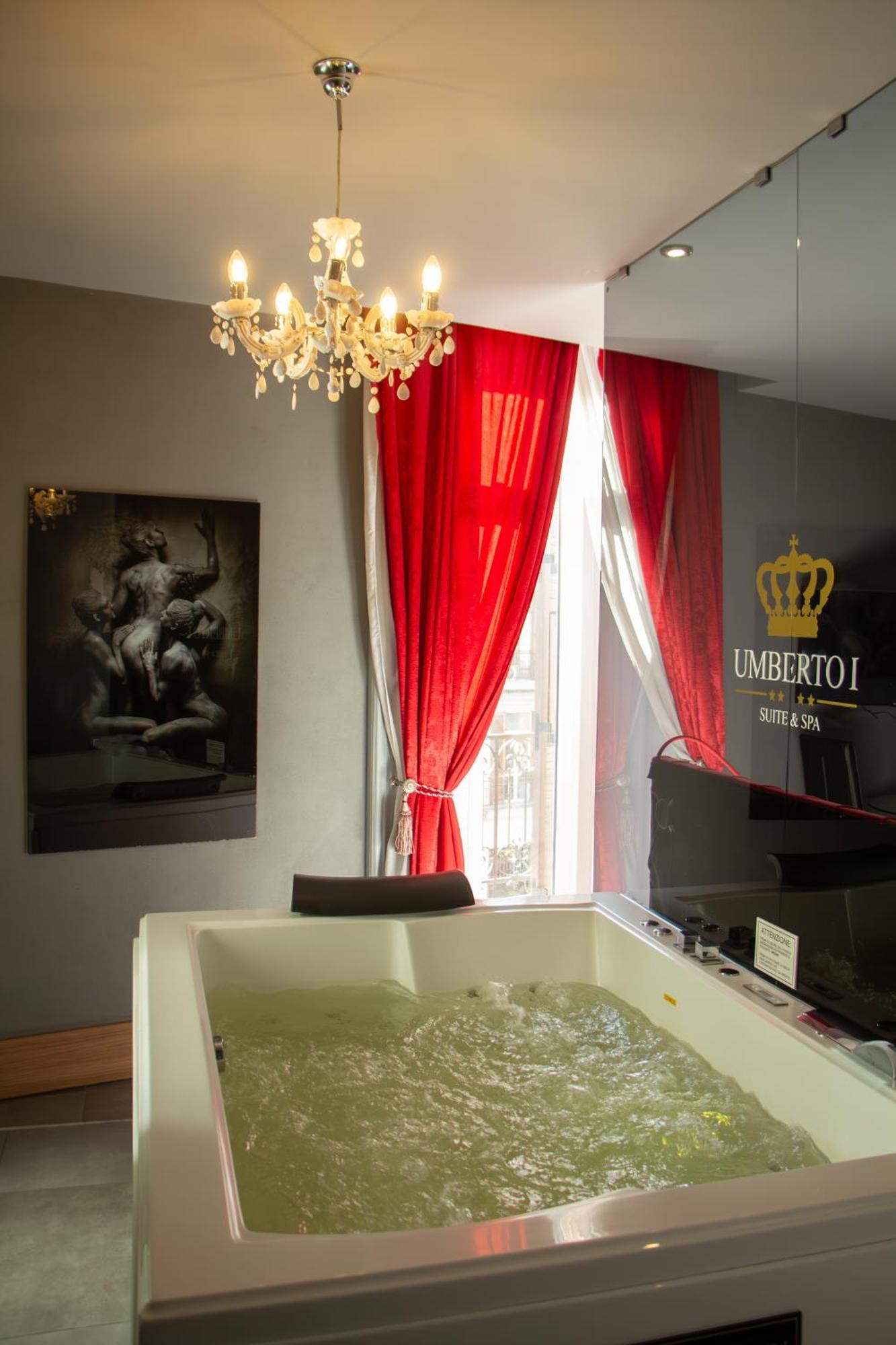Beb Umberto I Napoli Hotel ภายนอก รูปภาพ
