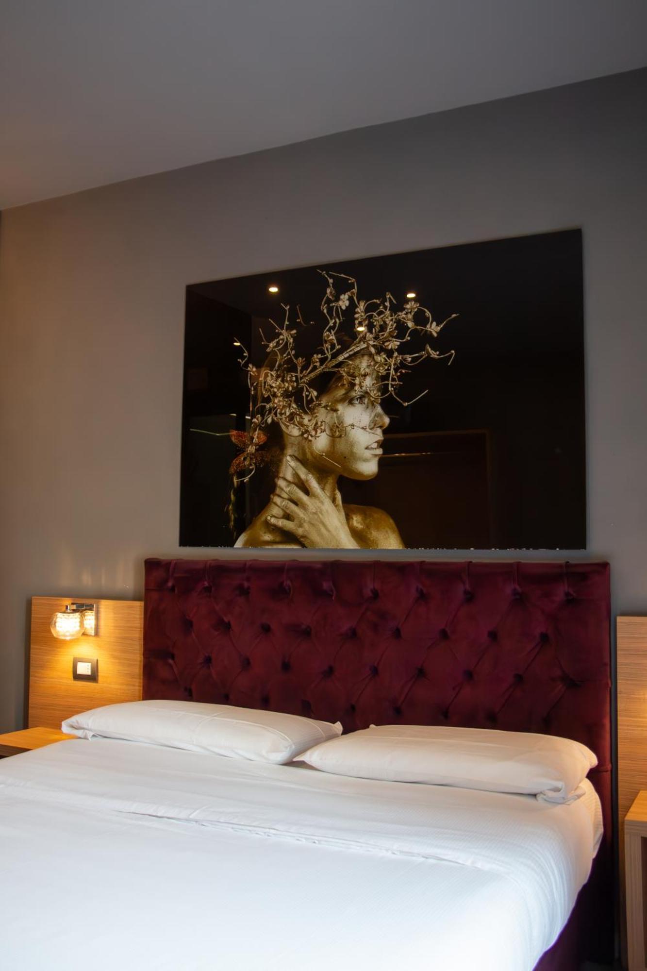 Beb Umberto I Napoli Hotel ภายนอก รูปภาพ