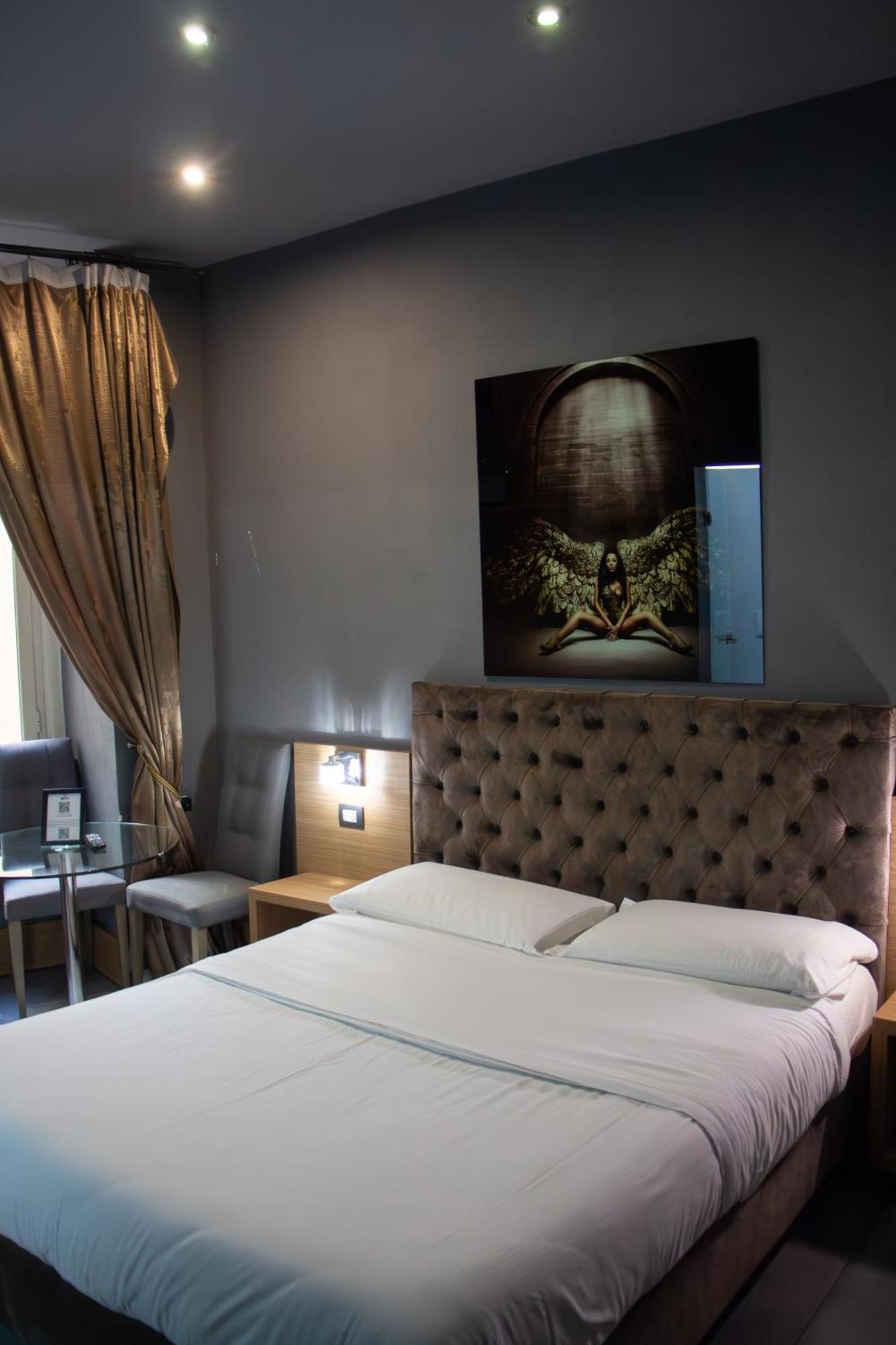 Beb Umberto I Napoli Hotel ภายนอก รูปภาพ